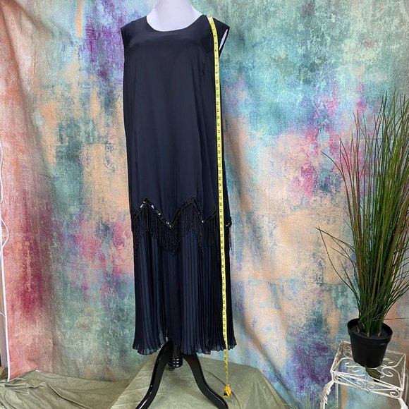 πUlla Popken Elegant Charleston Style Formal - Mother of the Bride Dress - Picture 7 of 11